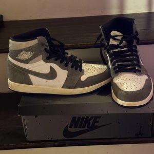 Jordan 1 Retro High OG Washed Black